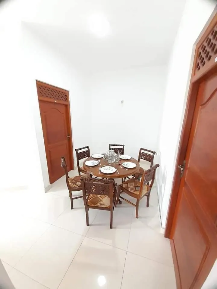 Jasmine Apartments نيجومبو 0*,  سريلانكا