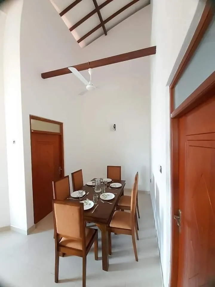 Jasmine Apartments نيجومبو
